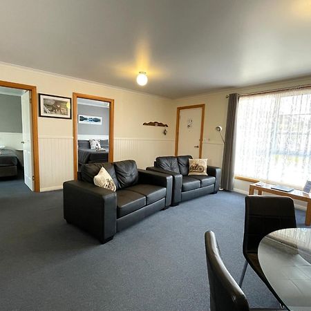 Castaway Holiday Apartments Strahan Eksteriør bilde