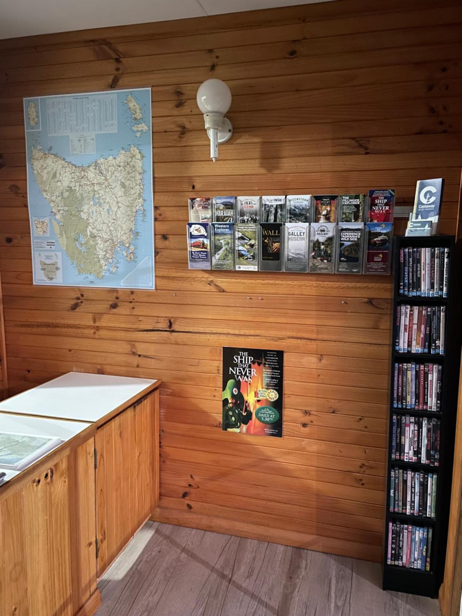 Castaway Holiday Apartments Strahan Eksteriør bilde