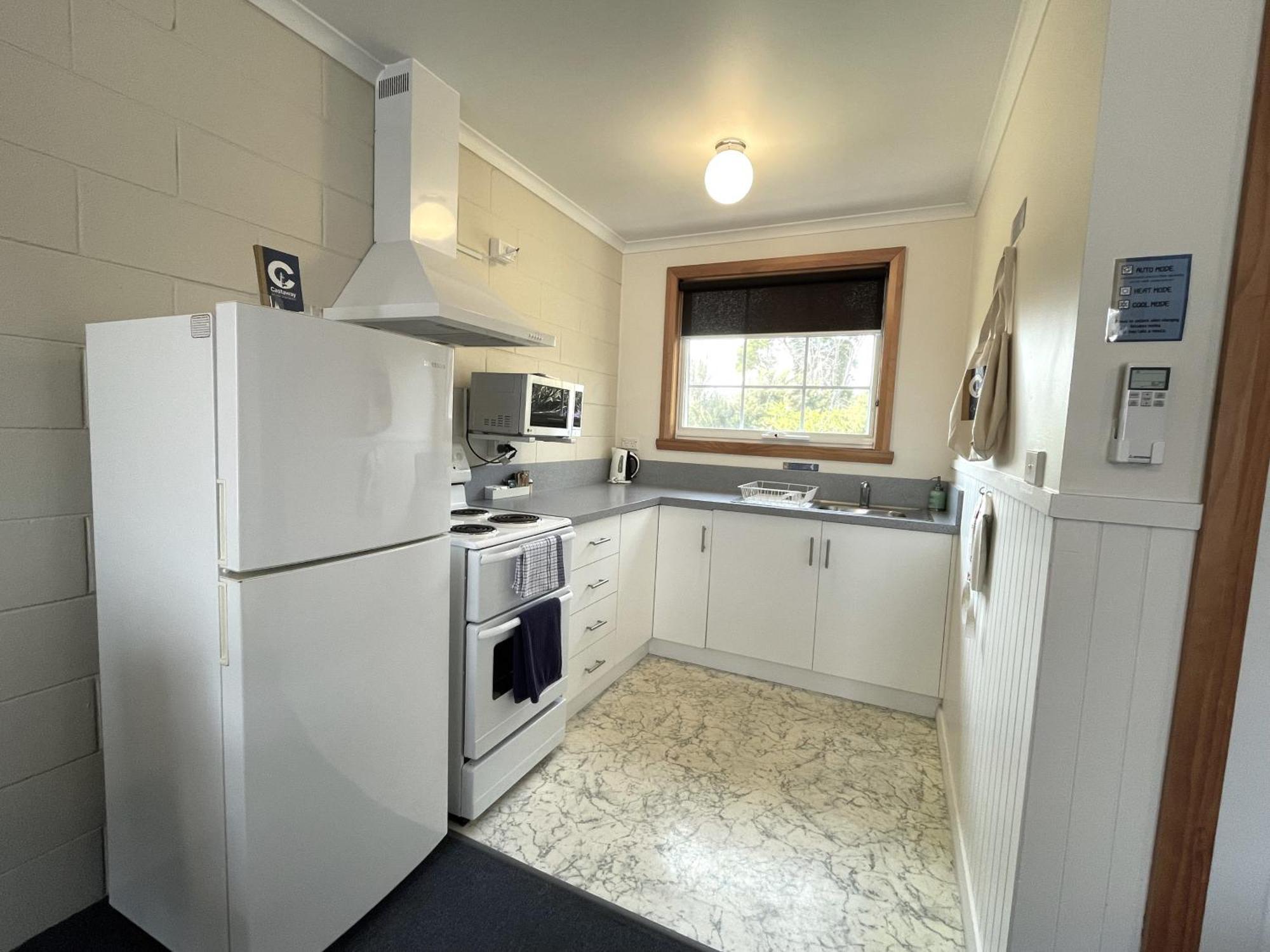 Castaway Holiday Apartments Strahan Eksteriør bilde