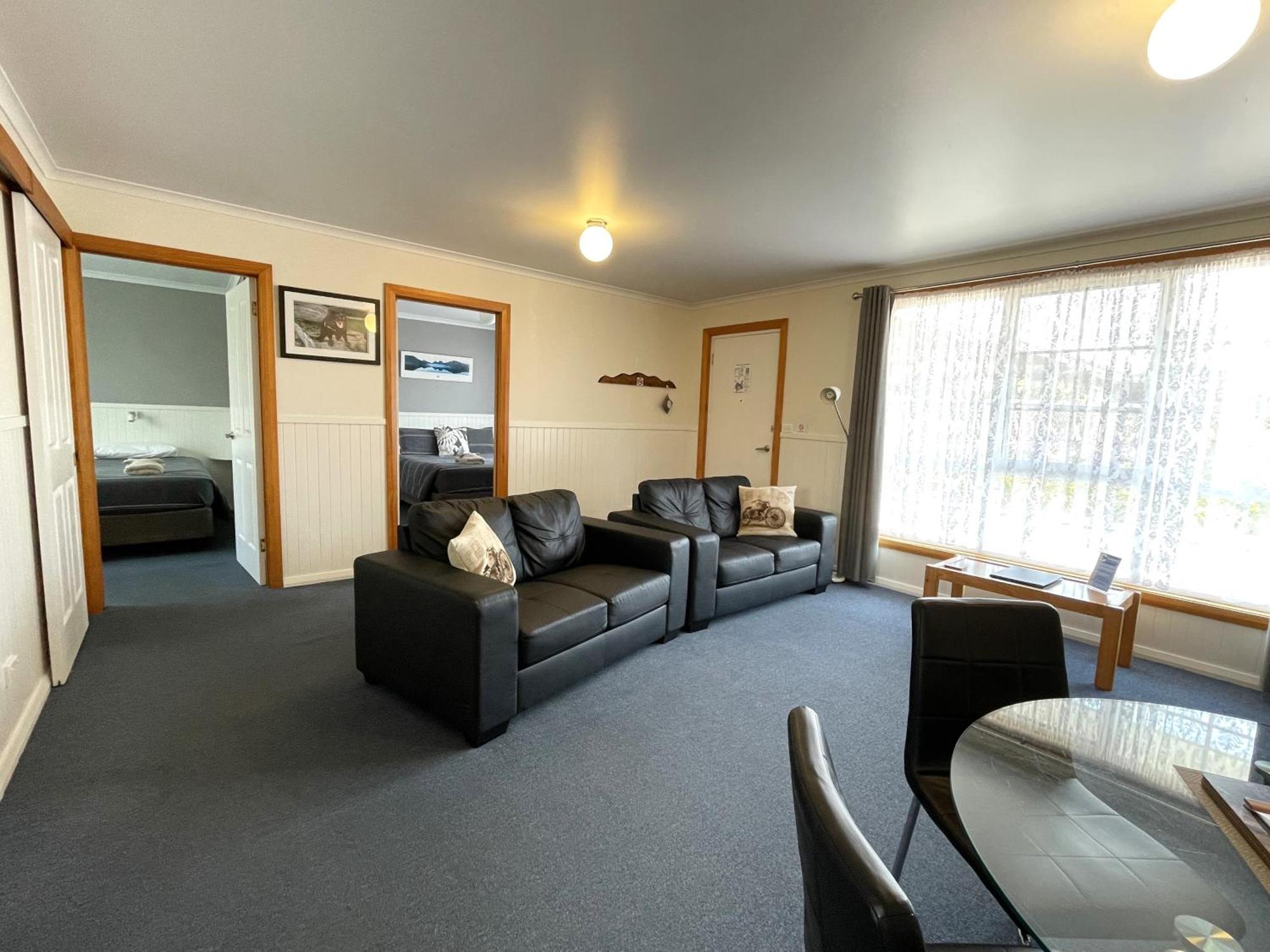 Castaway Holiday Apartments Strahan Eksteriør bilde